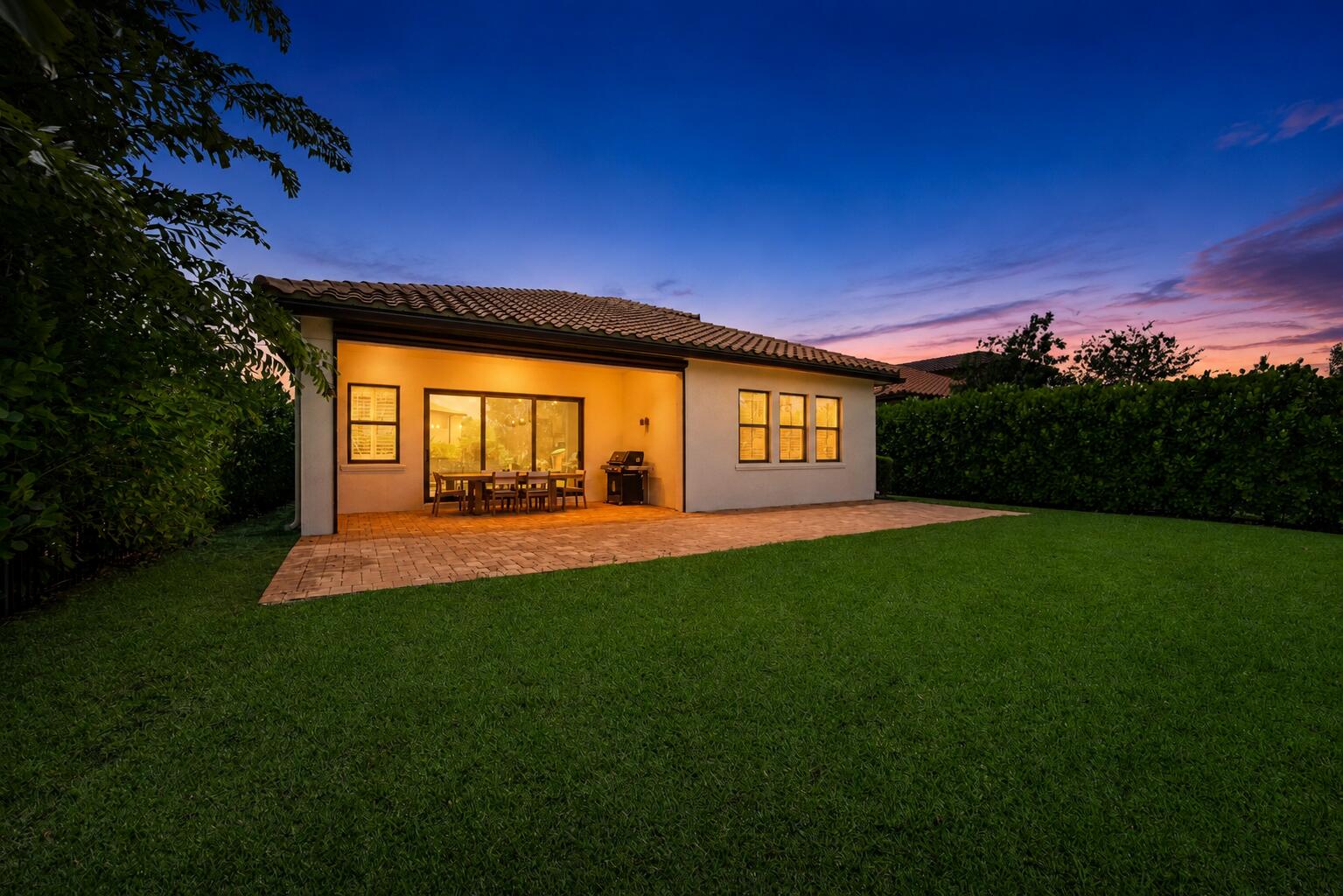 PARKLAND BAY - Residential