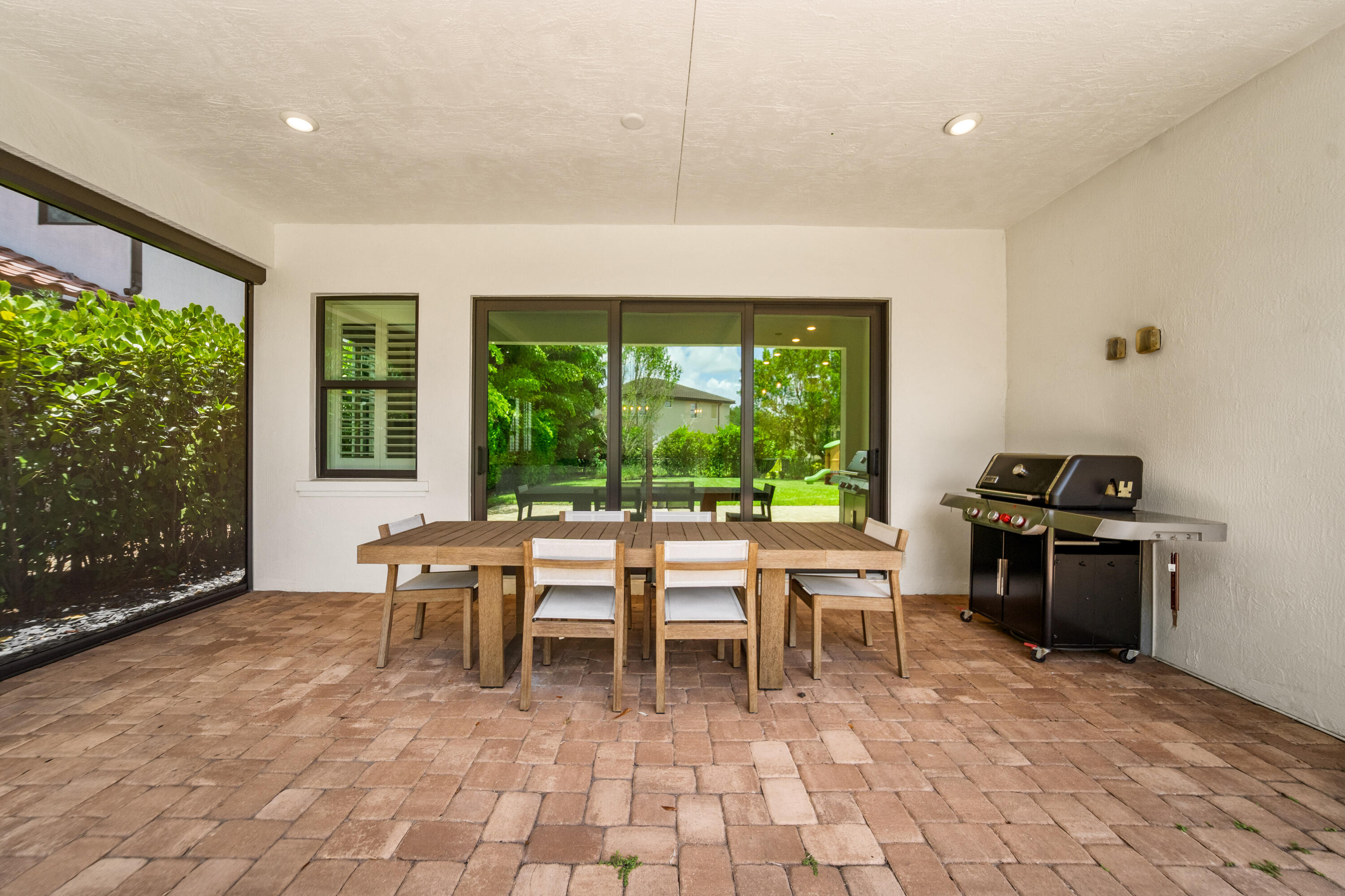 PARKLAND BAY - Residential