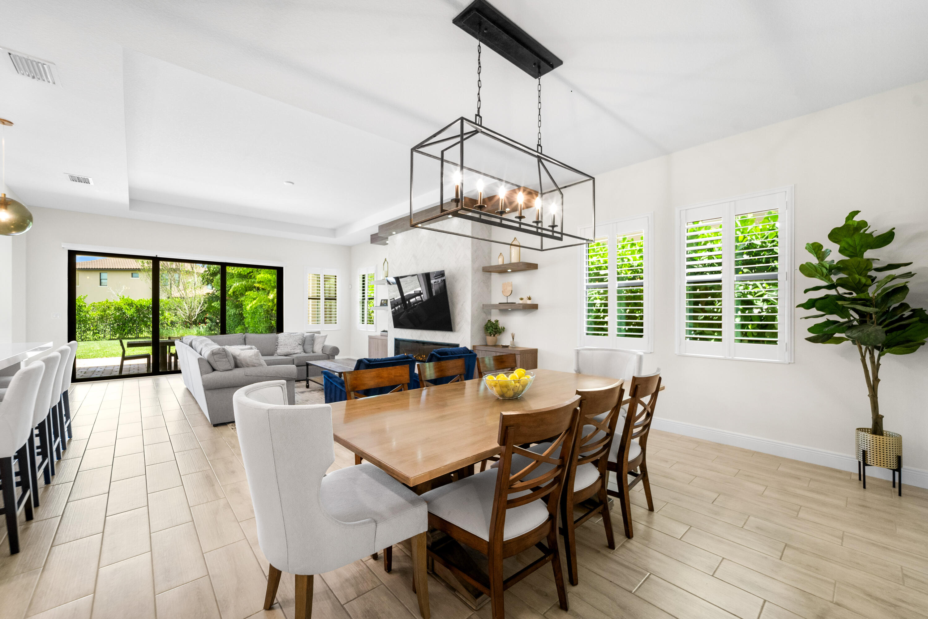 PARKLAND BAY - Residential
