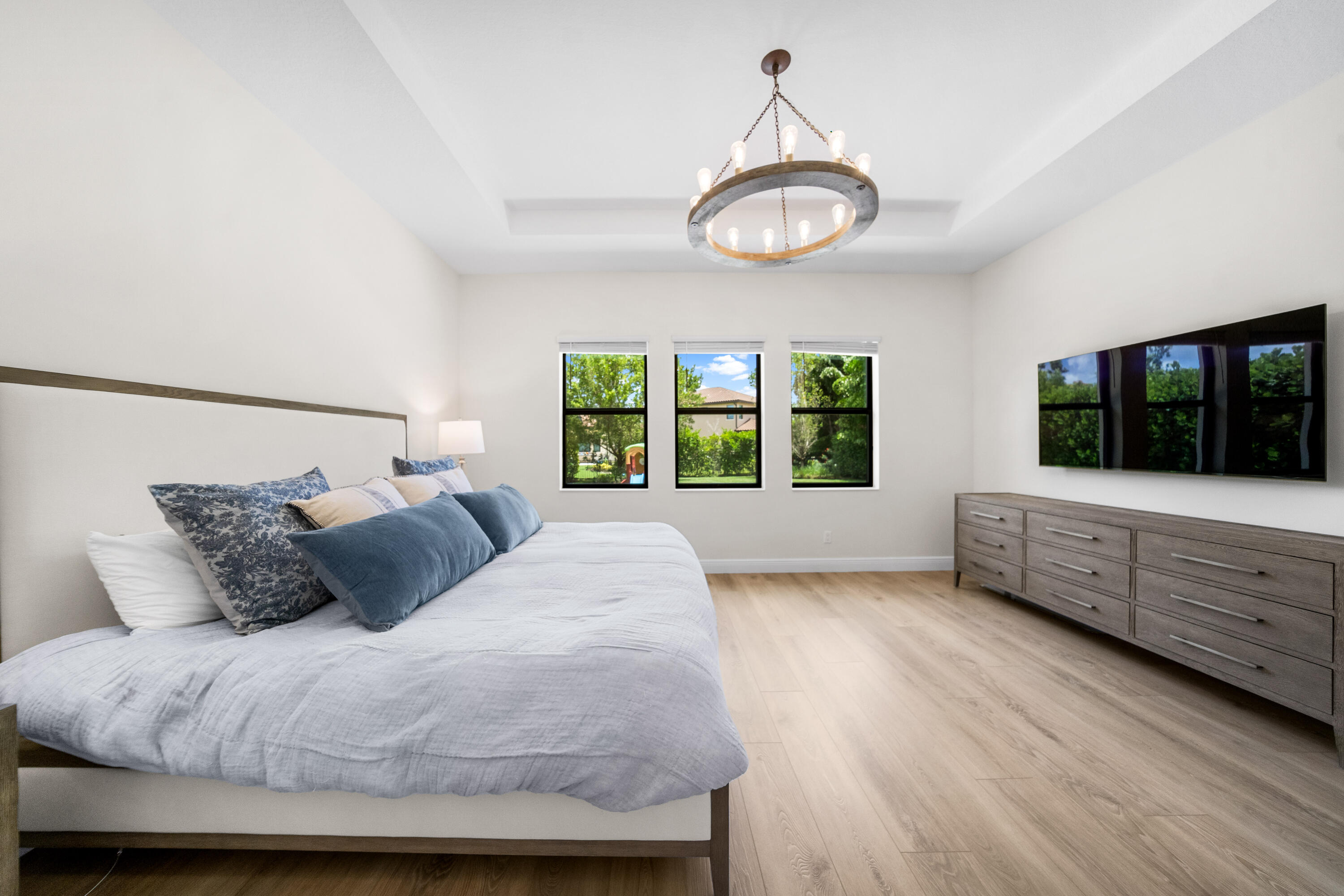 PARKLAND BAY - Residential