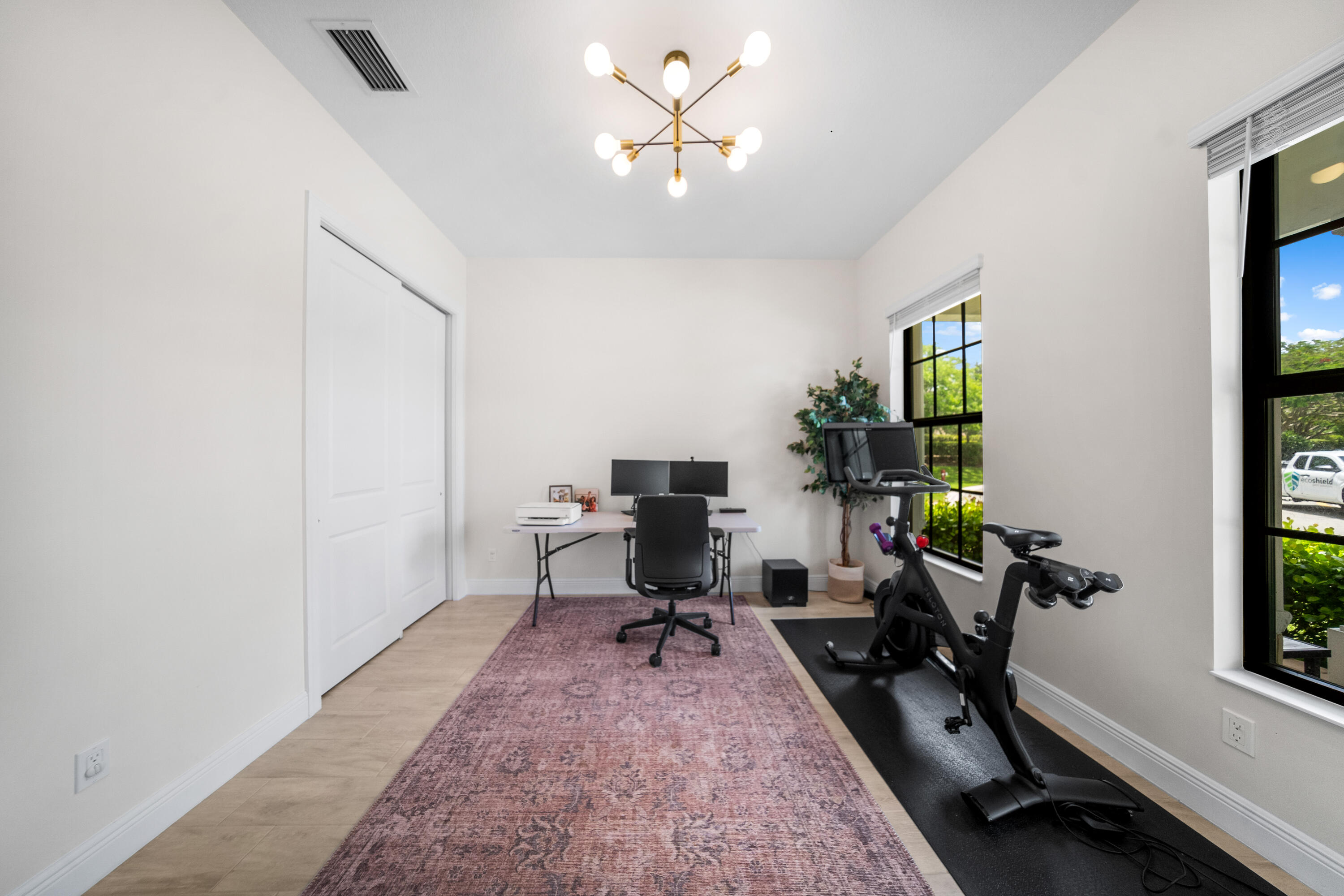 PARKLAND BAY - Residential