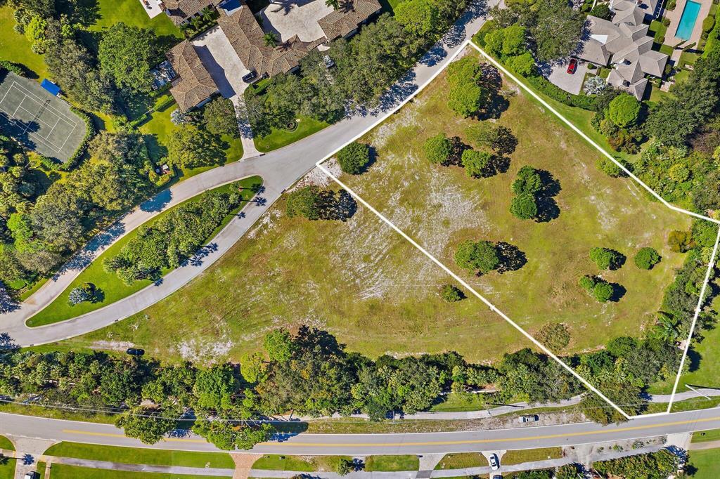 The Bears Club - Land