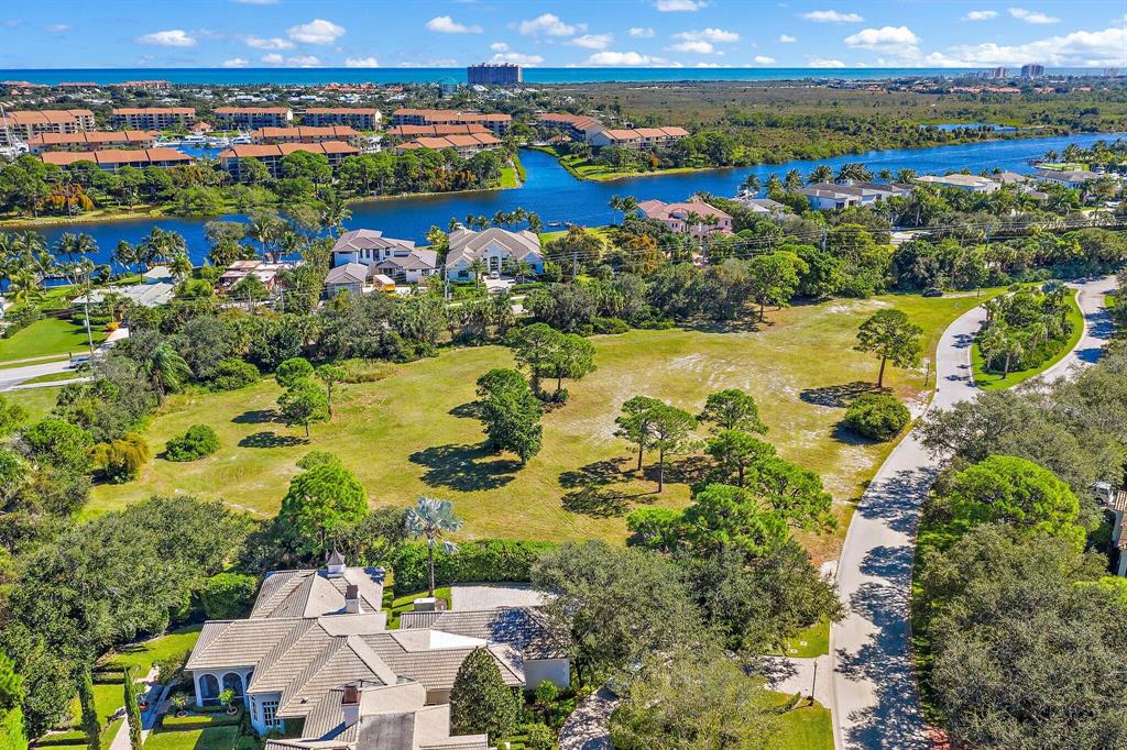 The Bears Club - Land