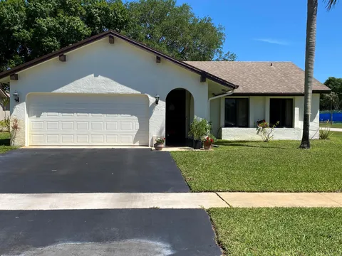 18114 104th Terrace S, Boca Raton, FL MLS: R11073872