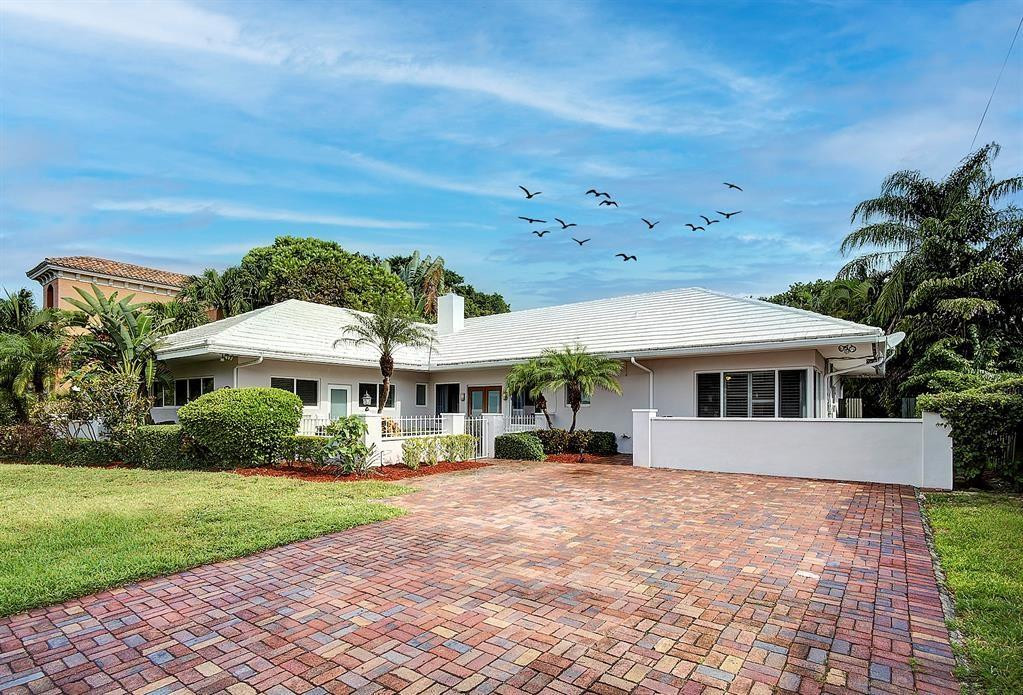 2325 Barcelona Drive