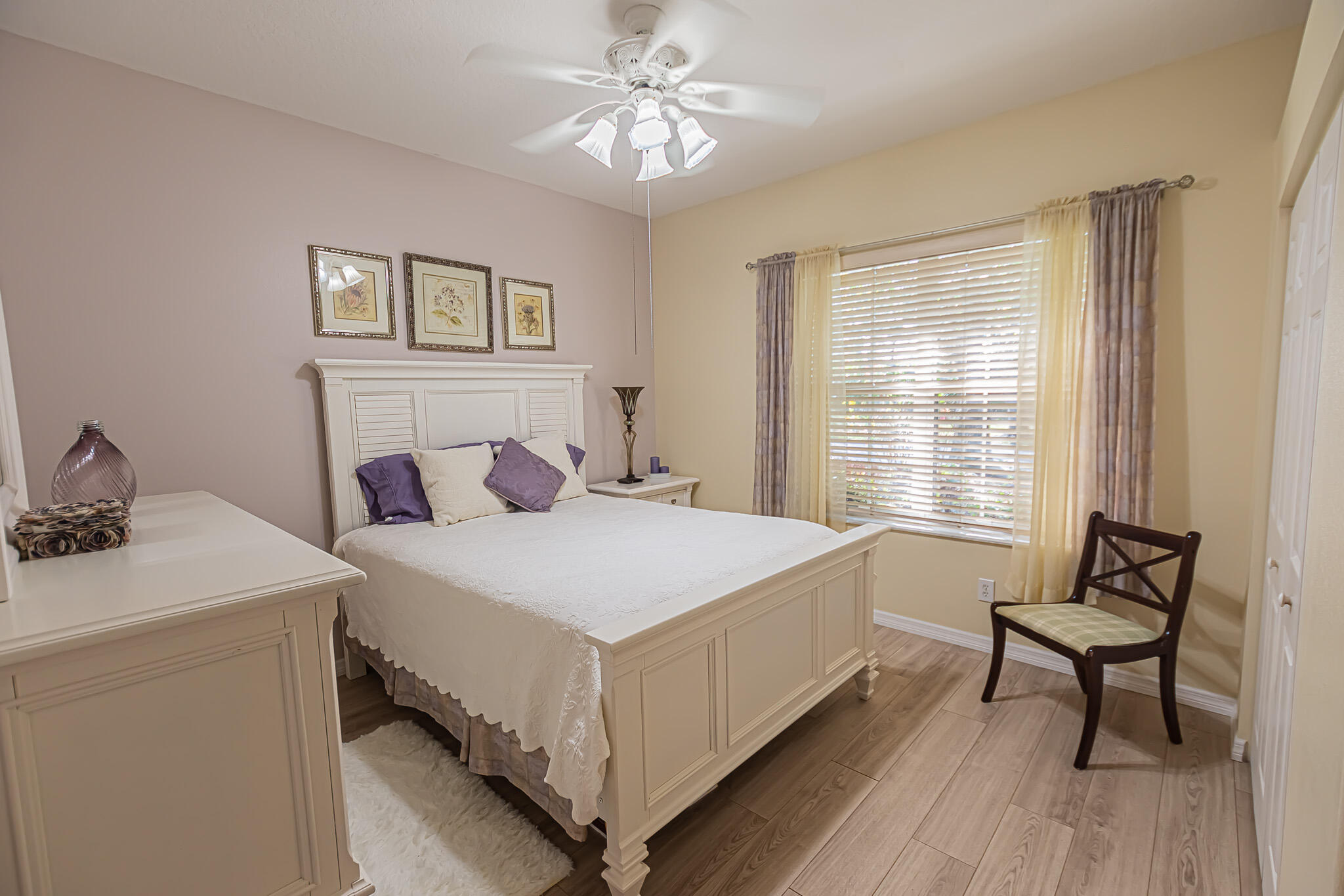 COUNTRY CLUB POINTE - Residential