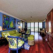ISLAND CREST CONDOMINIUM - Residential