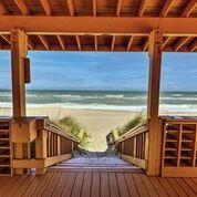ISLAND CREST CONDOMINIUM - Residential