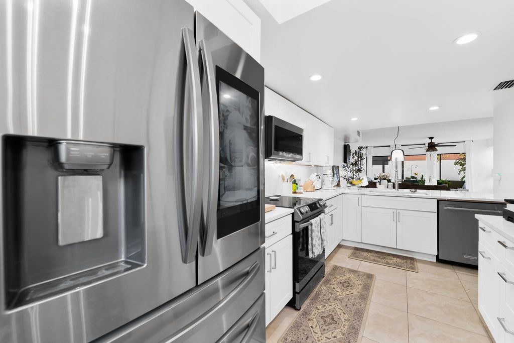 Photo of 4260 SW 70th Terrace #4260, Davie, FL 33314 (MLS # F10533061)