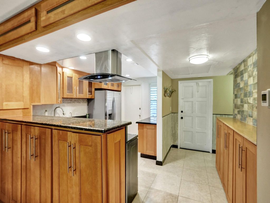 Photo of 3150 N Palm Aire Drive #106, Pompano Beach, FL 33069 (MLS # F10451493)