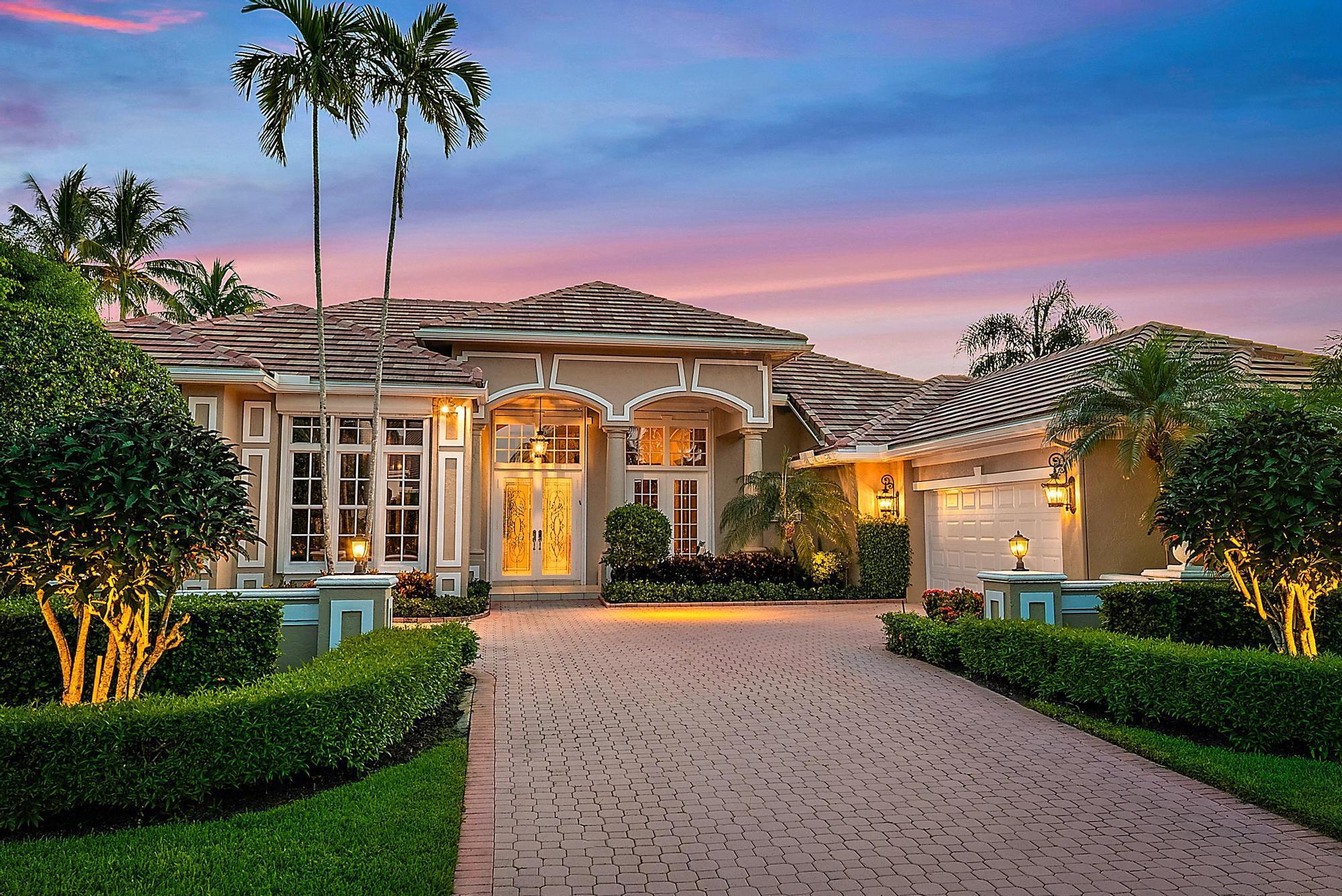 10282 Heronwood Lane