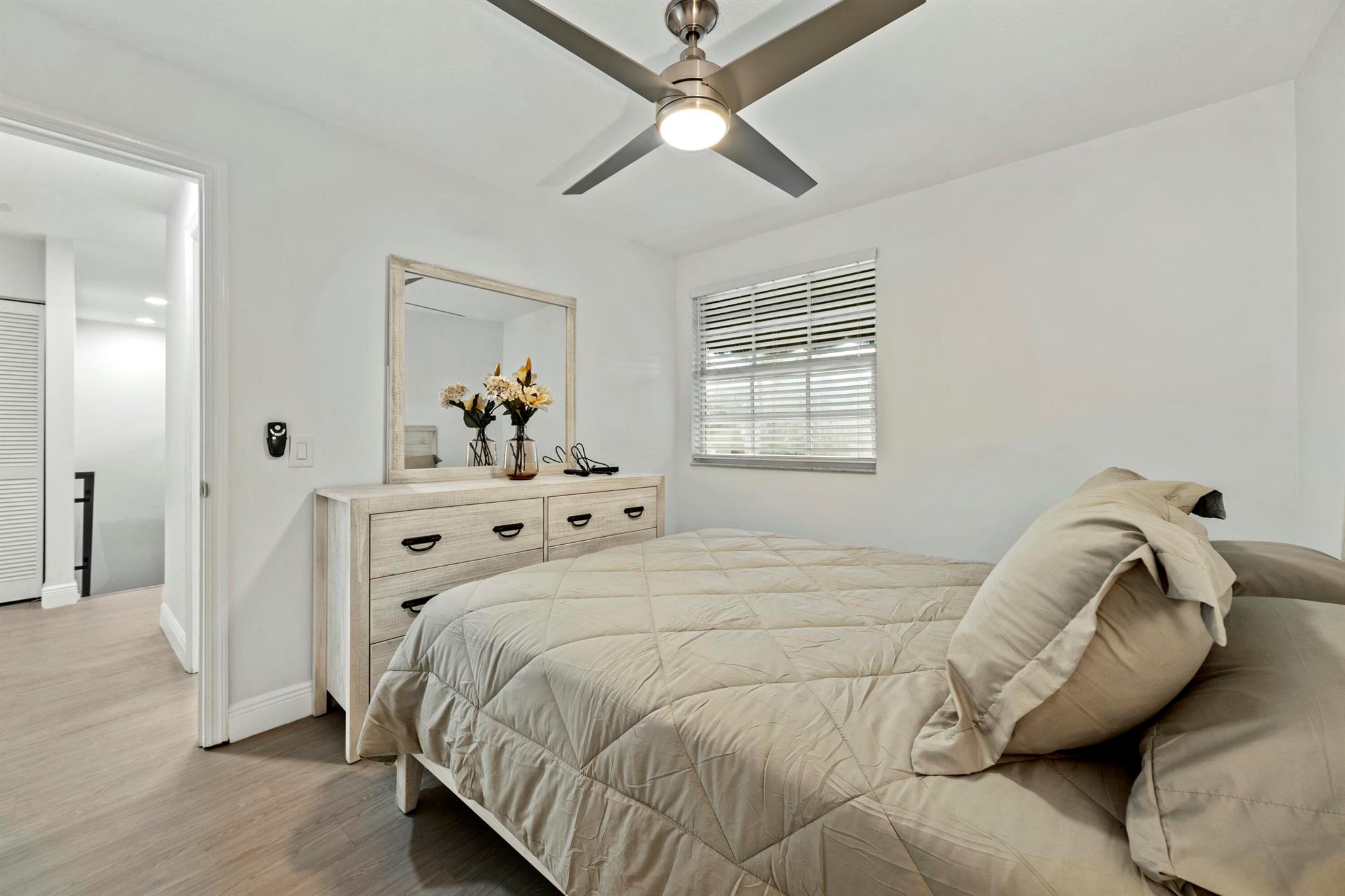 PLUM AT BOCA POINTE CONDOS ONE THRU 15 FILED IN OR - Residential Lease