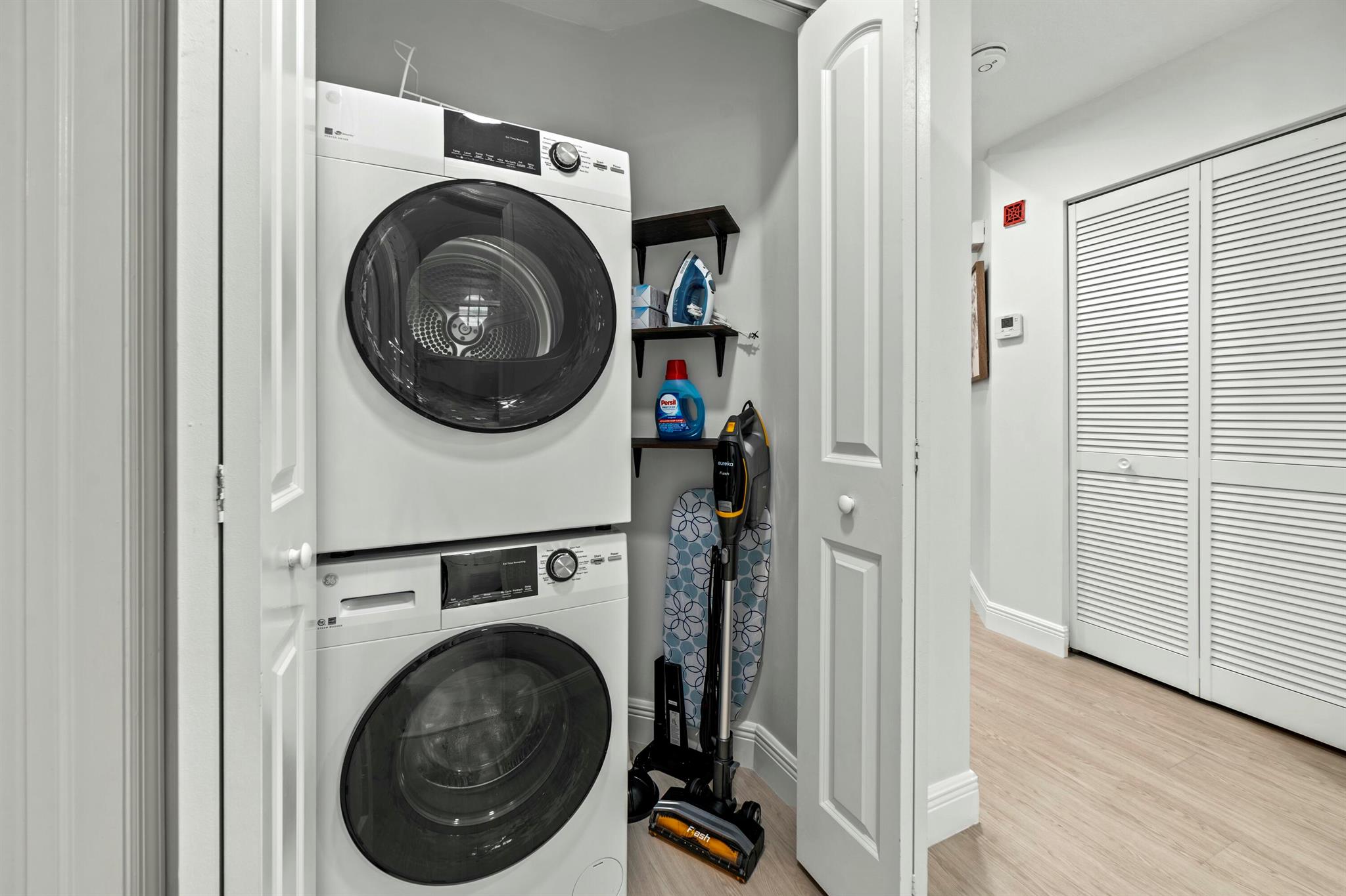 PLUM AT BOCA POINTE CONDOS ONE THRU 15 FILED IN OR - Residential Lease