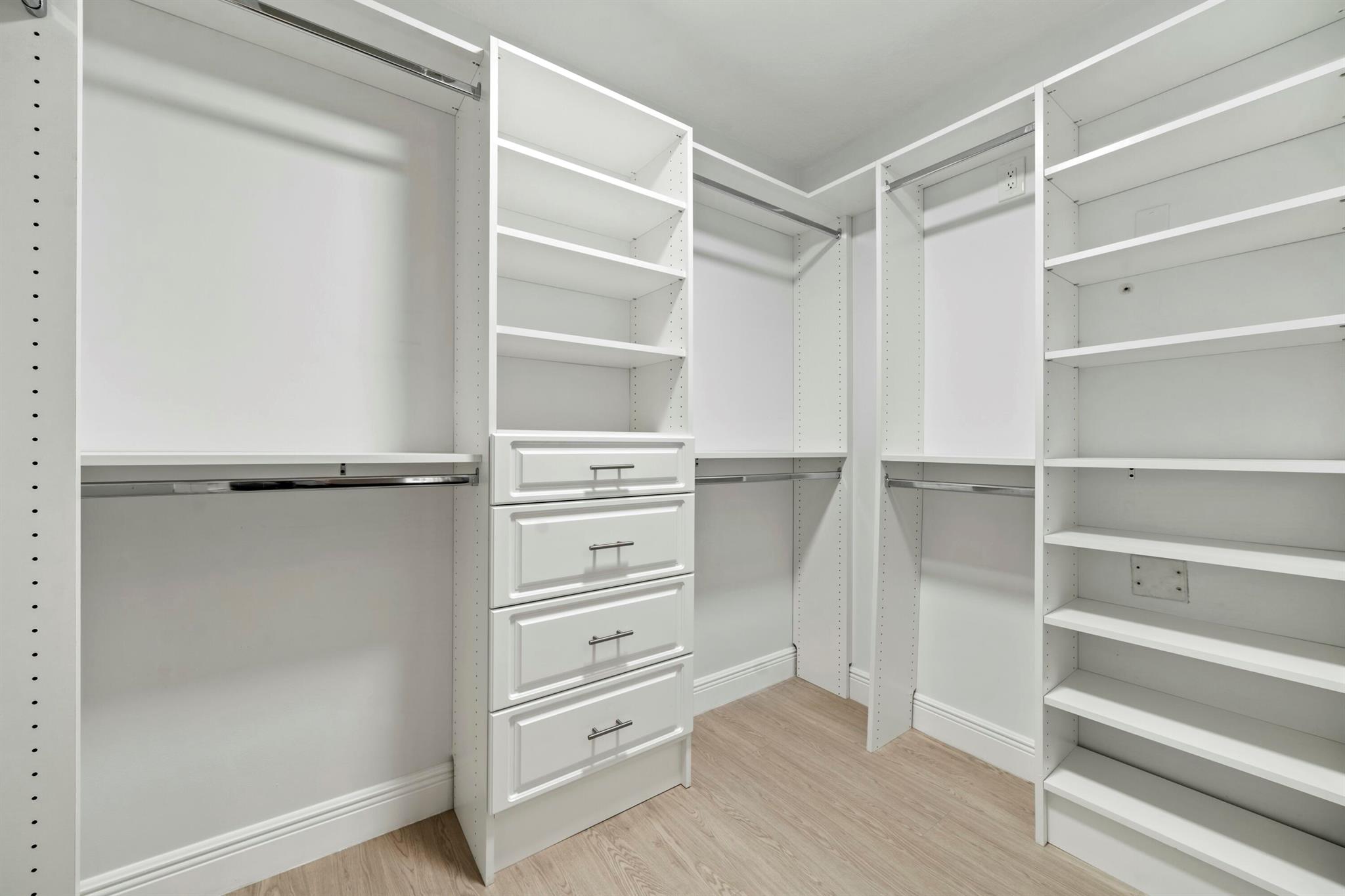 PLUM AT BOCA POINTE CONDOS ONE THRU 15 FILED IN OR - Residential Lease