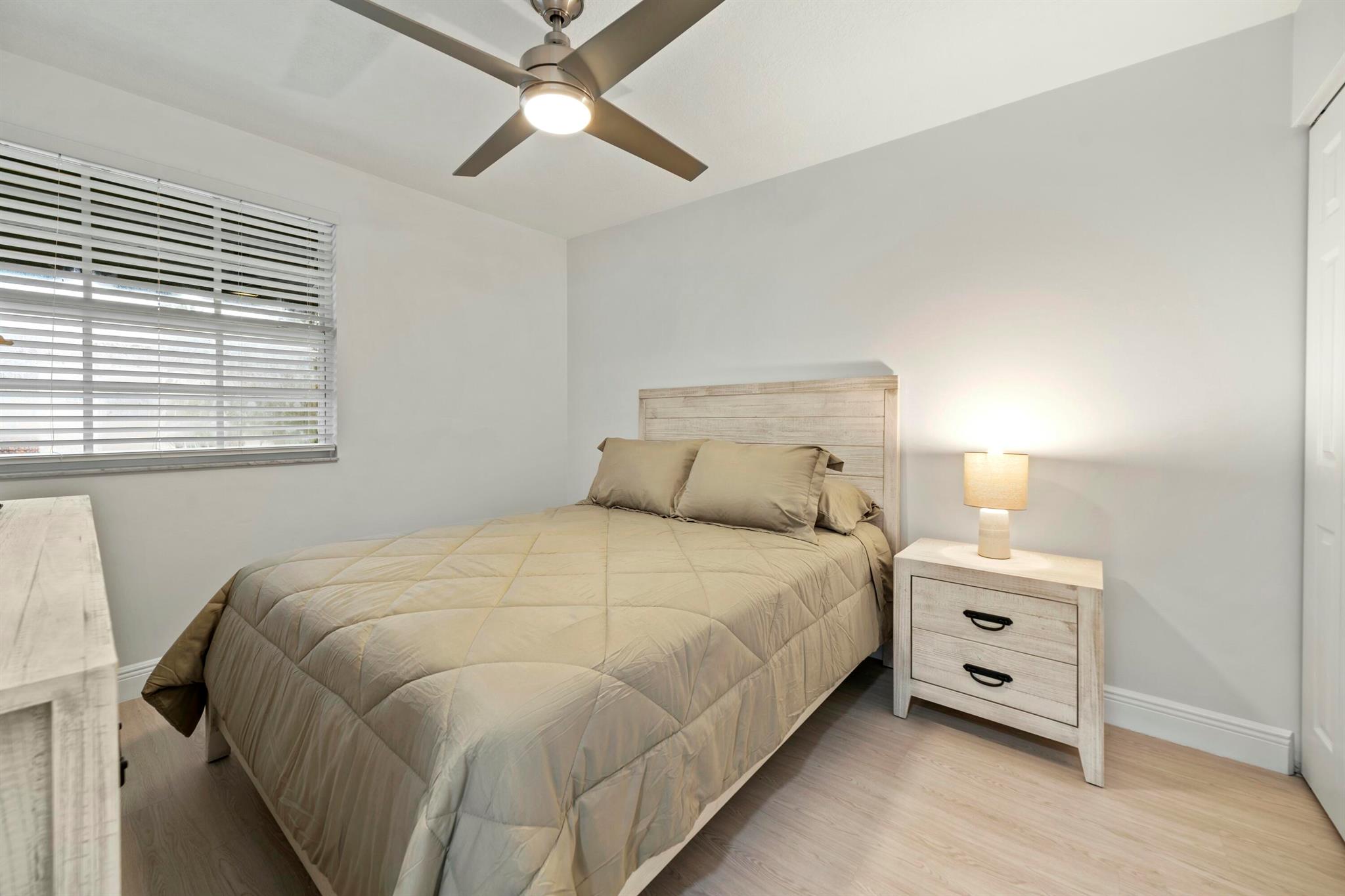 PLUM AT BOCA POINTE CONDOS ONE THRU 15 FILED IN OR - Residential Lease