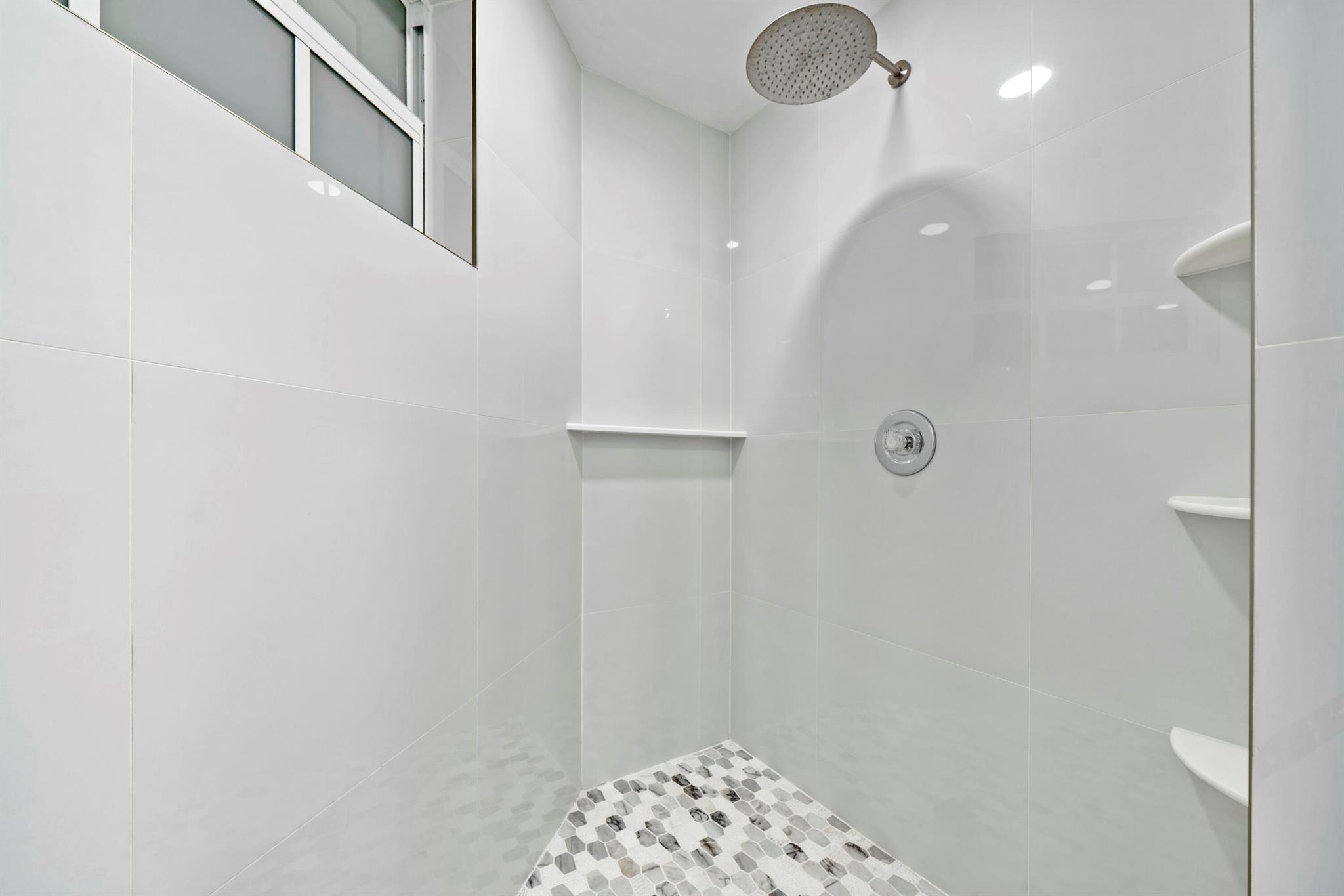 PLUM AT BOCA POINTE CONDOS ONE THRU 15 FILED IN OR - Residential Lease