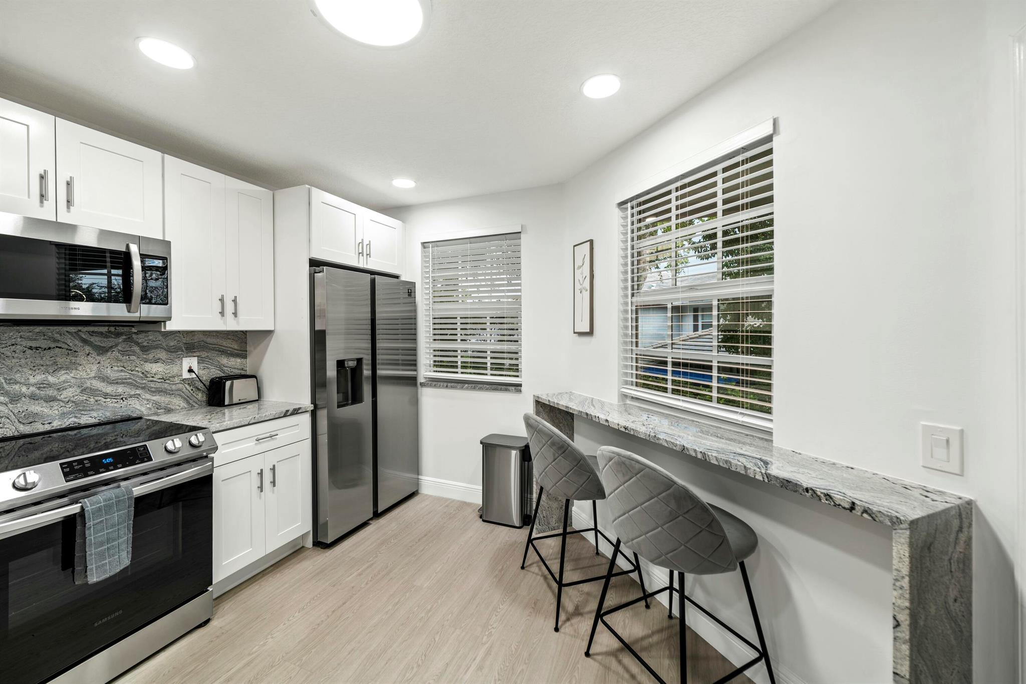 PLUM AT BOCA POINTE CONDOS ONE THRU 15 FILED IN OR - Residential Lease