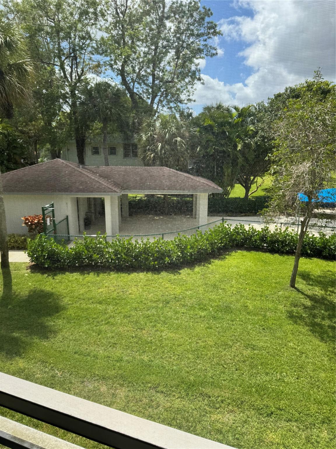 4200 Oaks Ter 206