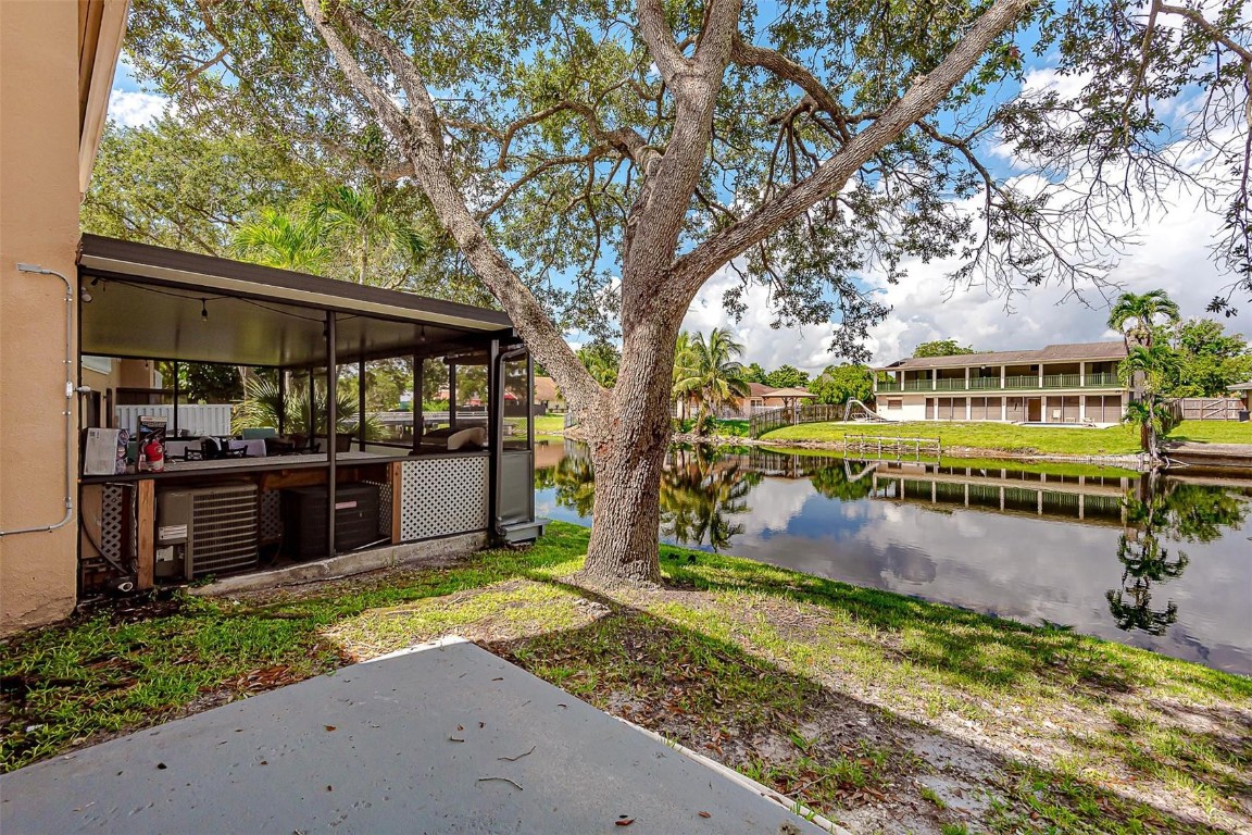 FAIRWAY COVE - Residential