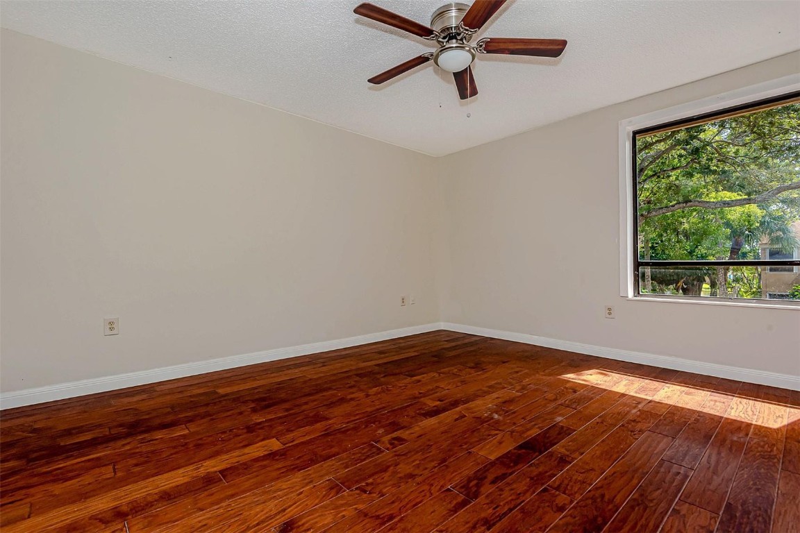 FAIRWAY COVE - Residential