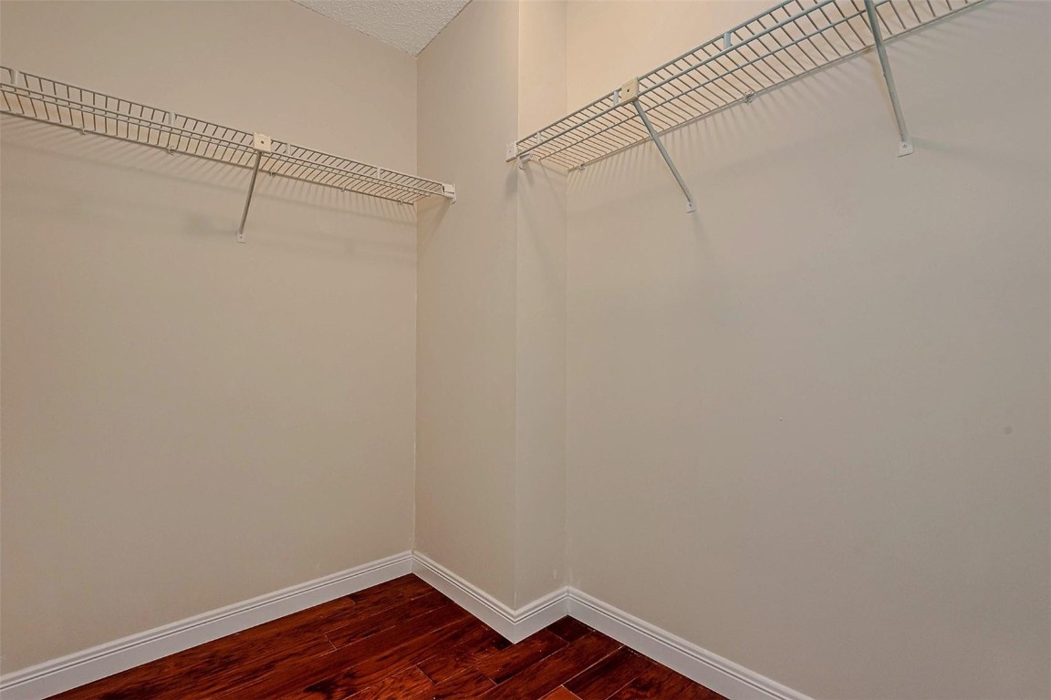 FAIRWAY COVE - Residential