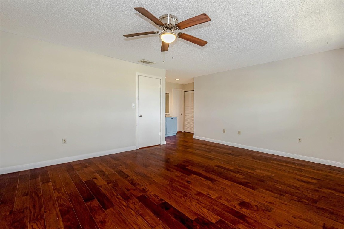 FAIRWAY COVE - Residential