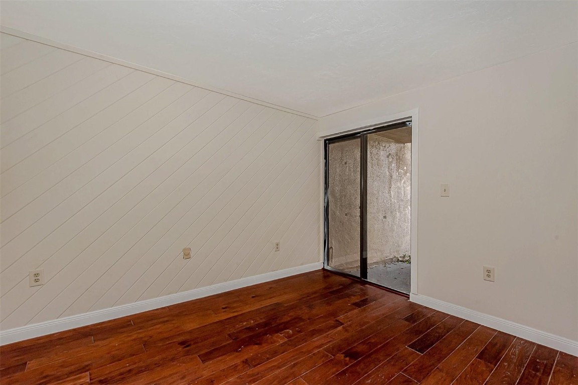 FAIRWAY COVE - Residential