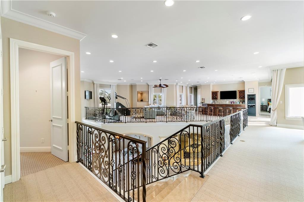 Hillsboro Harbor - Residential