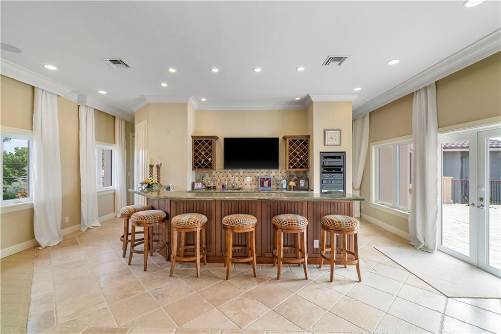 Hillsboro Harbor - Residential