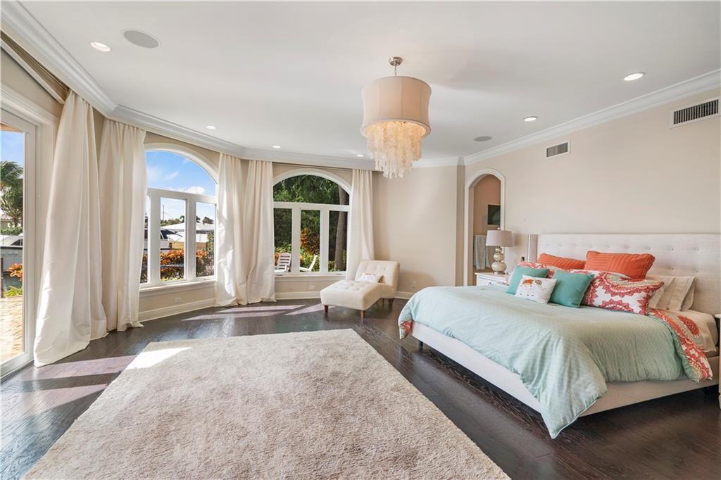 Hillsboro Harbor - Residential