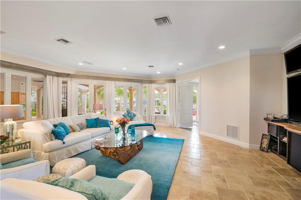 Hillsboro Harbor - Residential