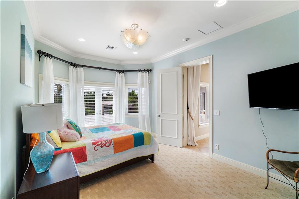 Hillsboro Harbor - Residential