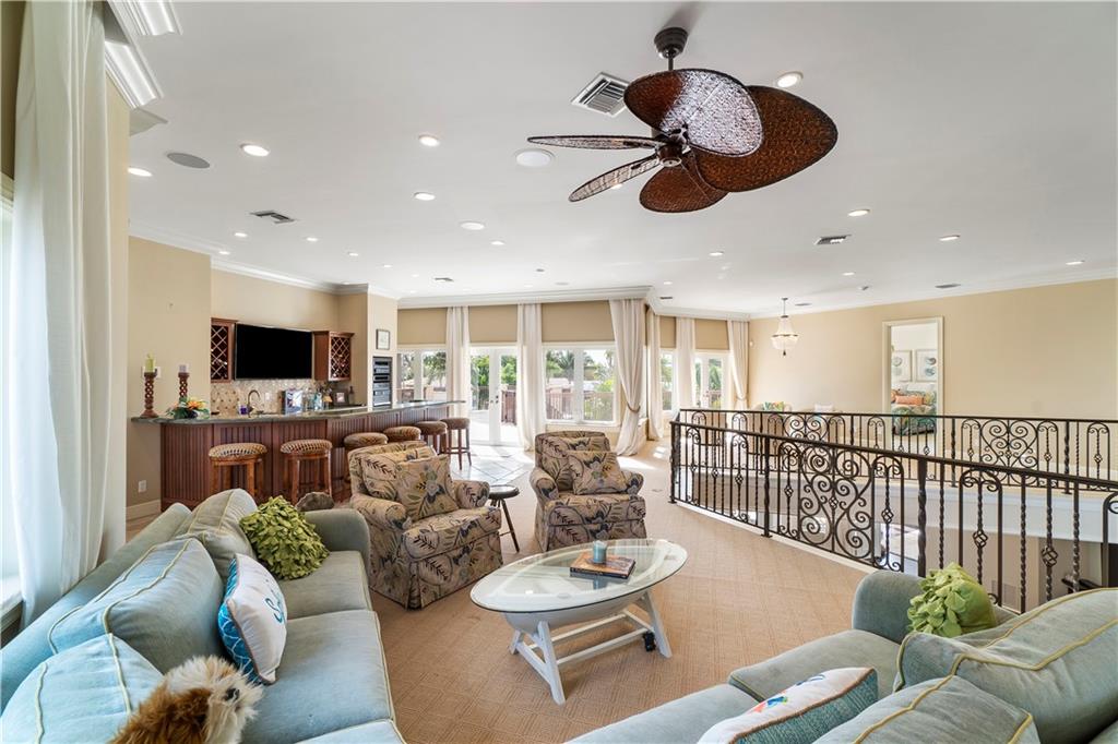 Hillsboro Harbor - Residential