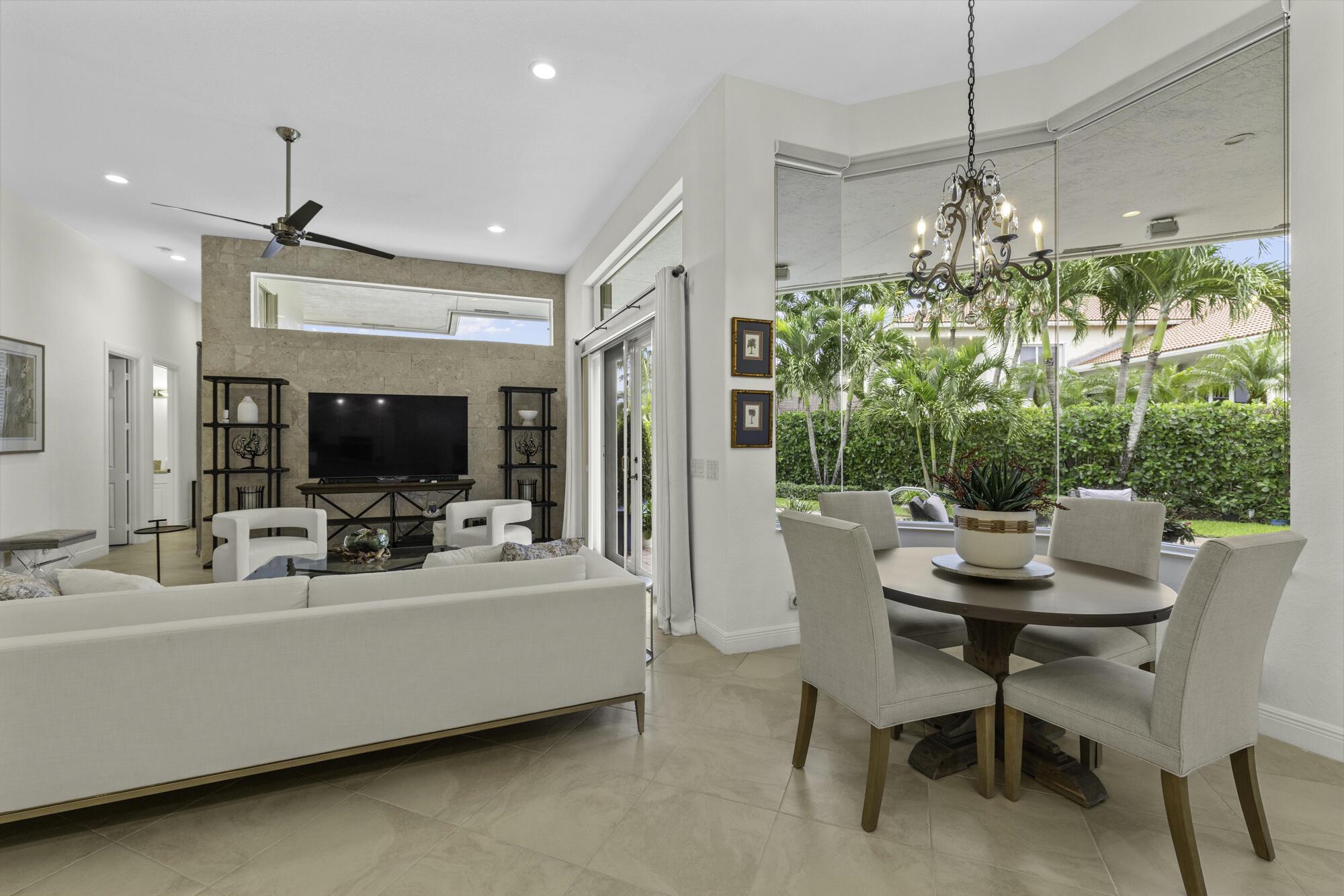 EQUESTRIAN CLUB - Residential