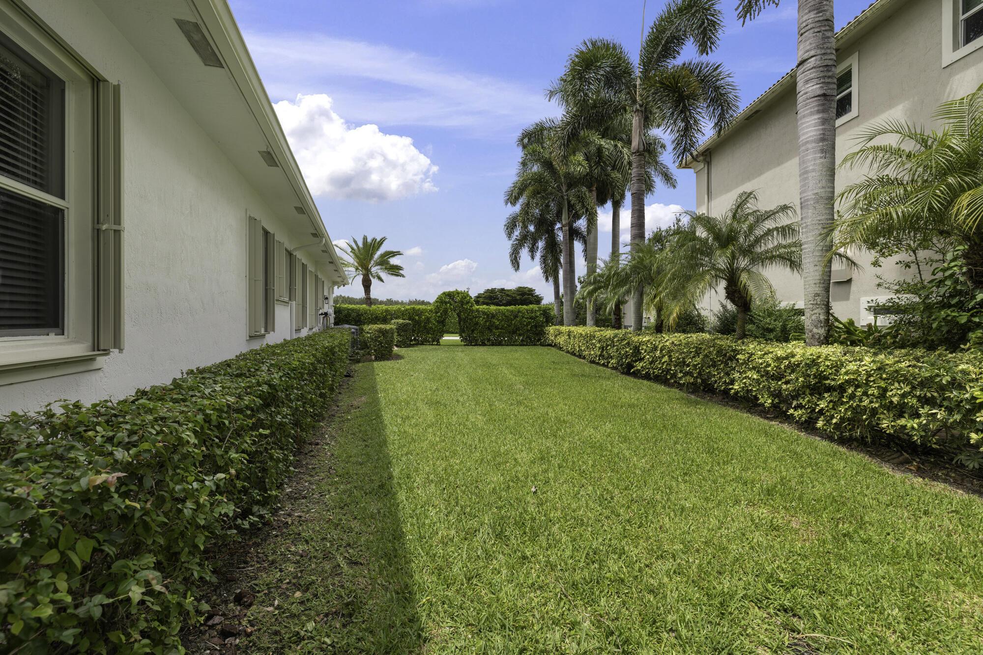 EQUESTRIAN CLUB - Residential