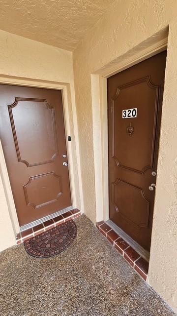 Lakeside Manor South Cond - Residential Lease