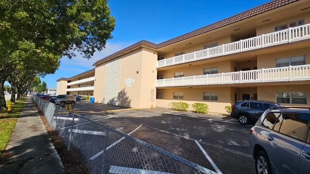 Lakeside Manor South Cond - Residential Lease