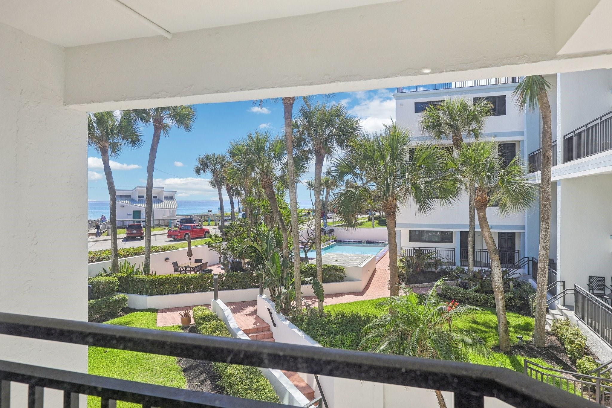 Island Point Condominium - Residential