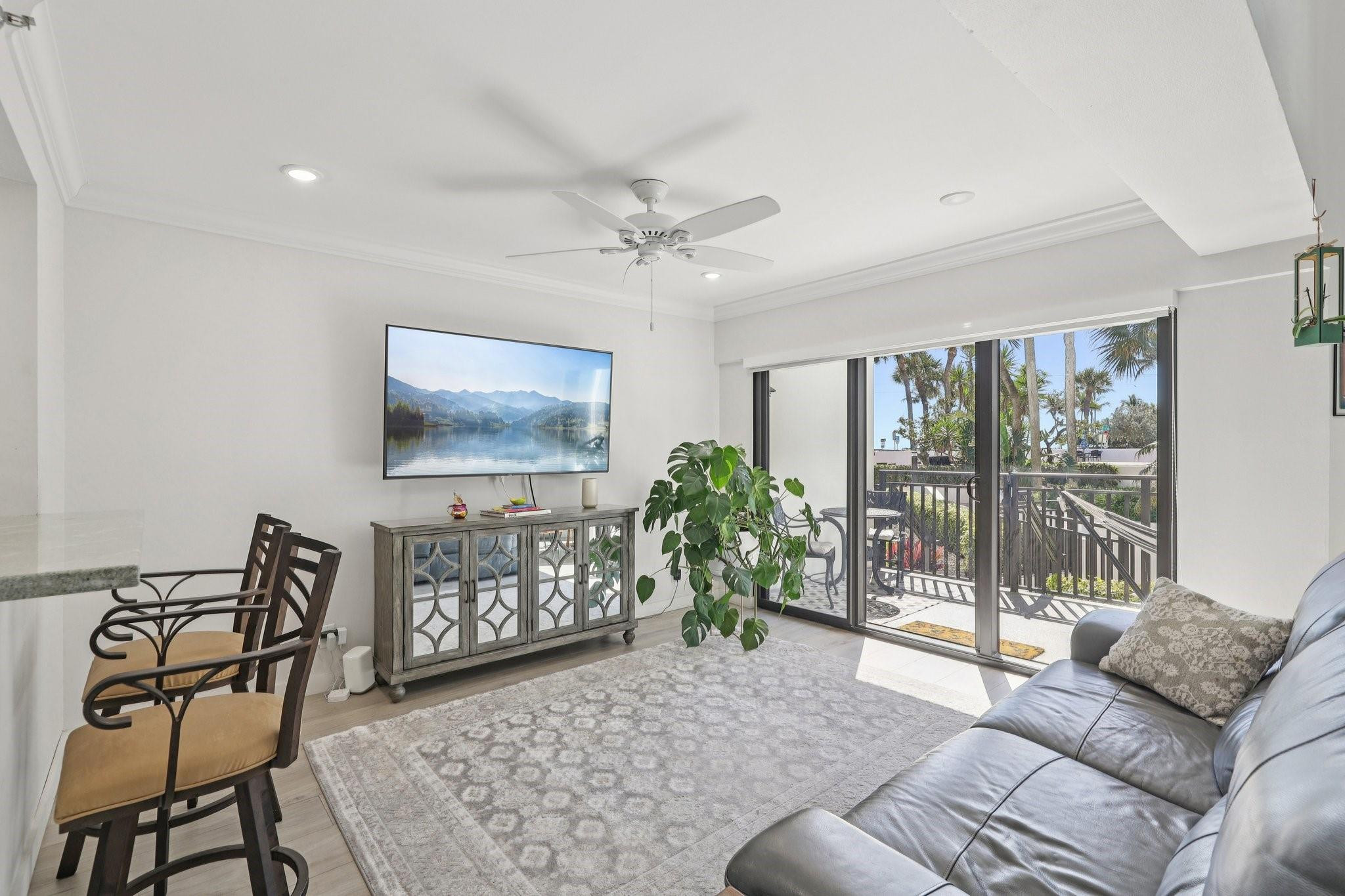 Island Point Condominium - Residential