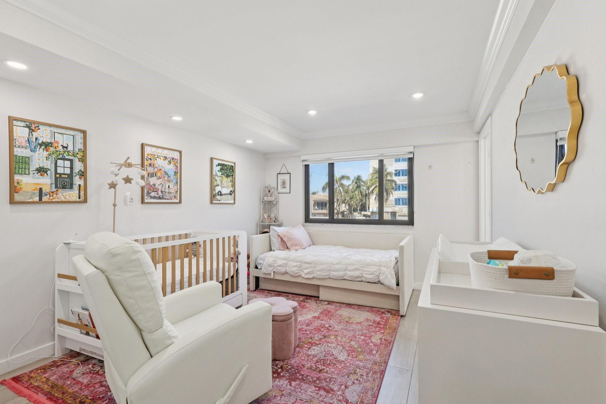 Island Point Condominium - Residential