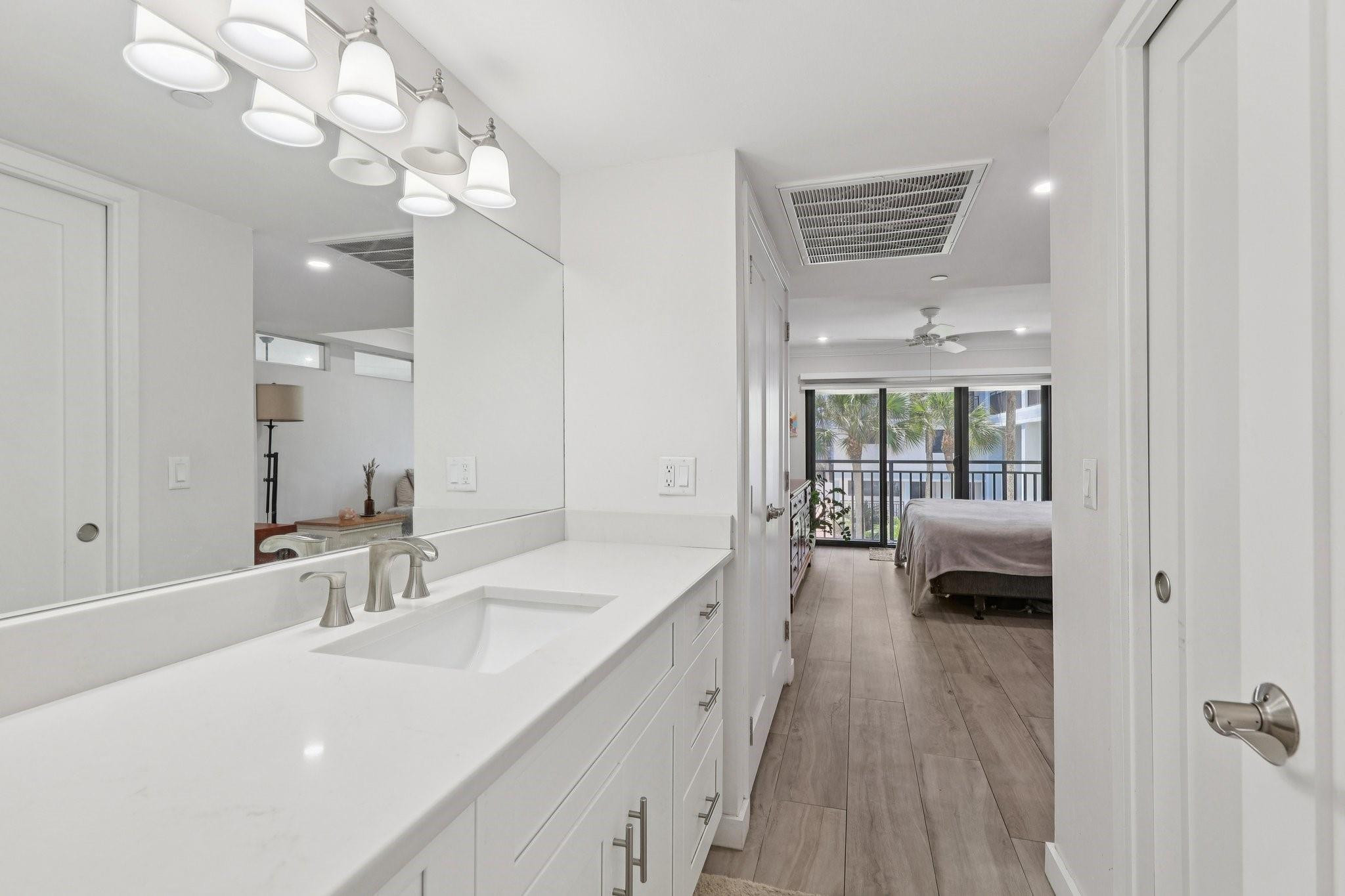 Island Point Condominium - Residential