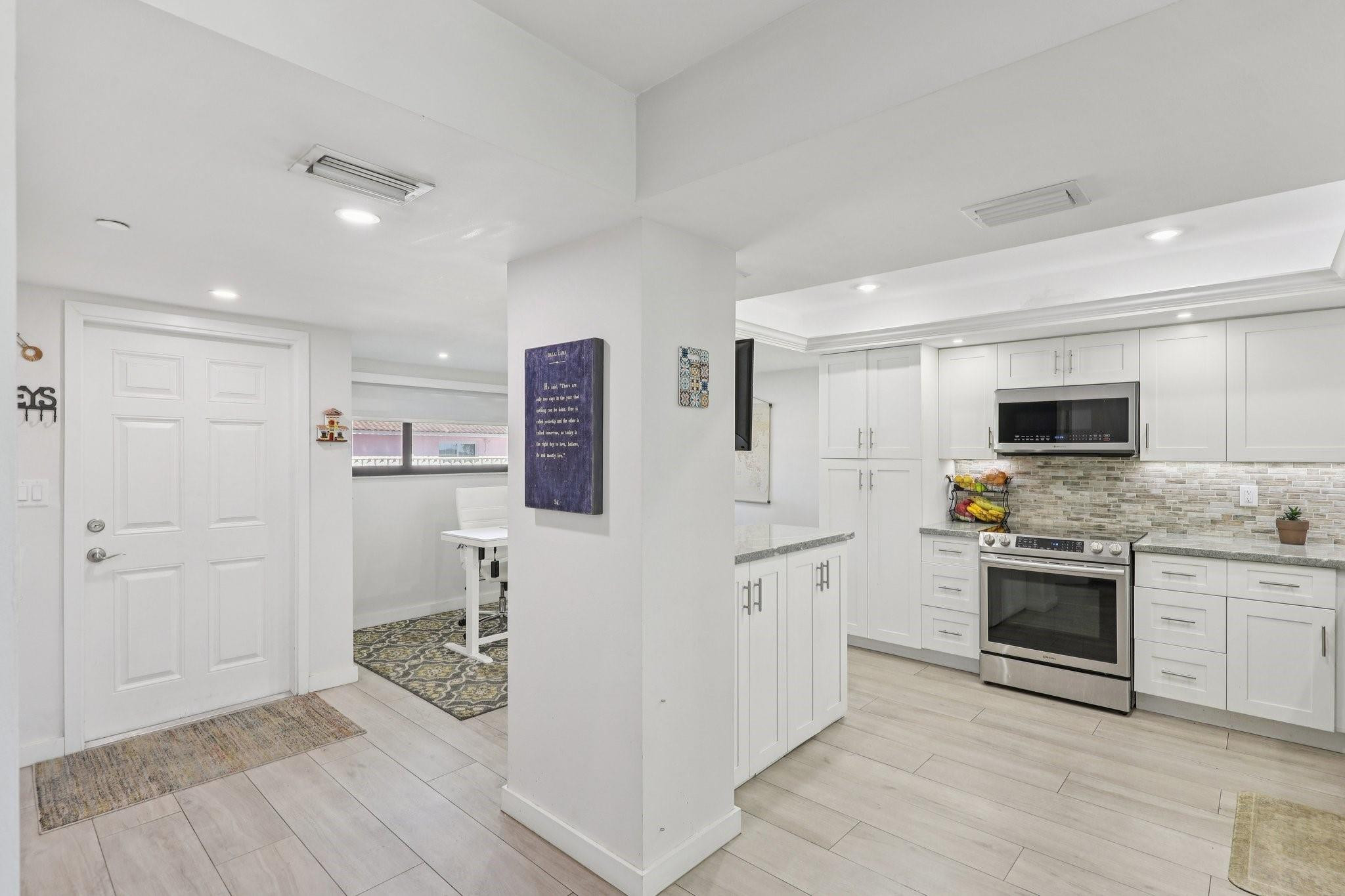 Island Point Condominium - Residential