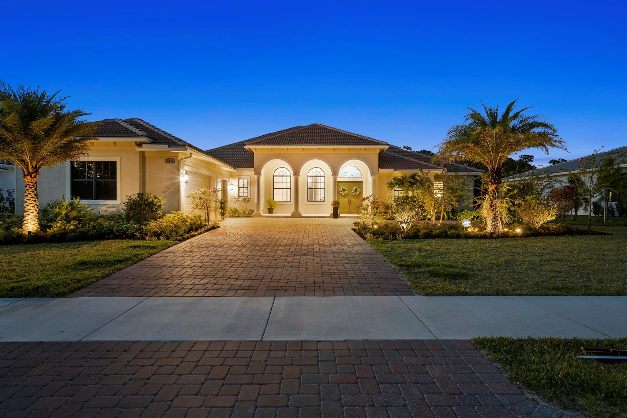 SHOWSTOPPER! If you're tired of cookie cutter, builder grade houses, then your search has ended. This 4 bedroom, 4.5 bath home includes the best of everything. The kitchen features a gas cooktop w/ pot filler, Critsallo granite countertops, island and backsplash with back lighting and Dacor appliances. Primary suite is an oasis from the everyday featuring a beautiful view and a spa like master bath. Two large walk-in closets, have been custom designed to hold all your clothing and accessories. Secondary bedrooms are on the opposite side of the home, completing the three-way split floorplan. Unique, high-end light fixtures fill the open concept living areas that lead out to the pool deck that is complete with summer kitchen, saltwater pool, and extensive fenced backyard.