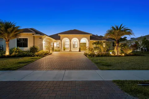 5214 SW Pomegranate Way, Palm City, FL MLS: R11083524
