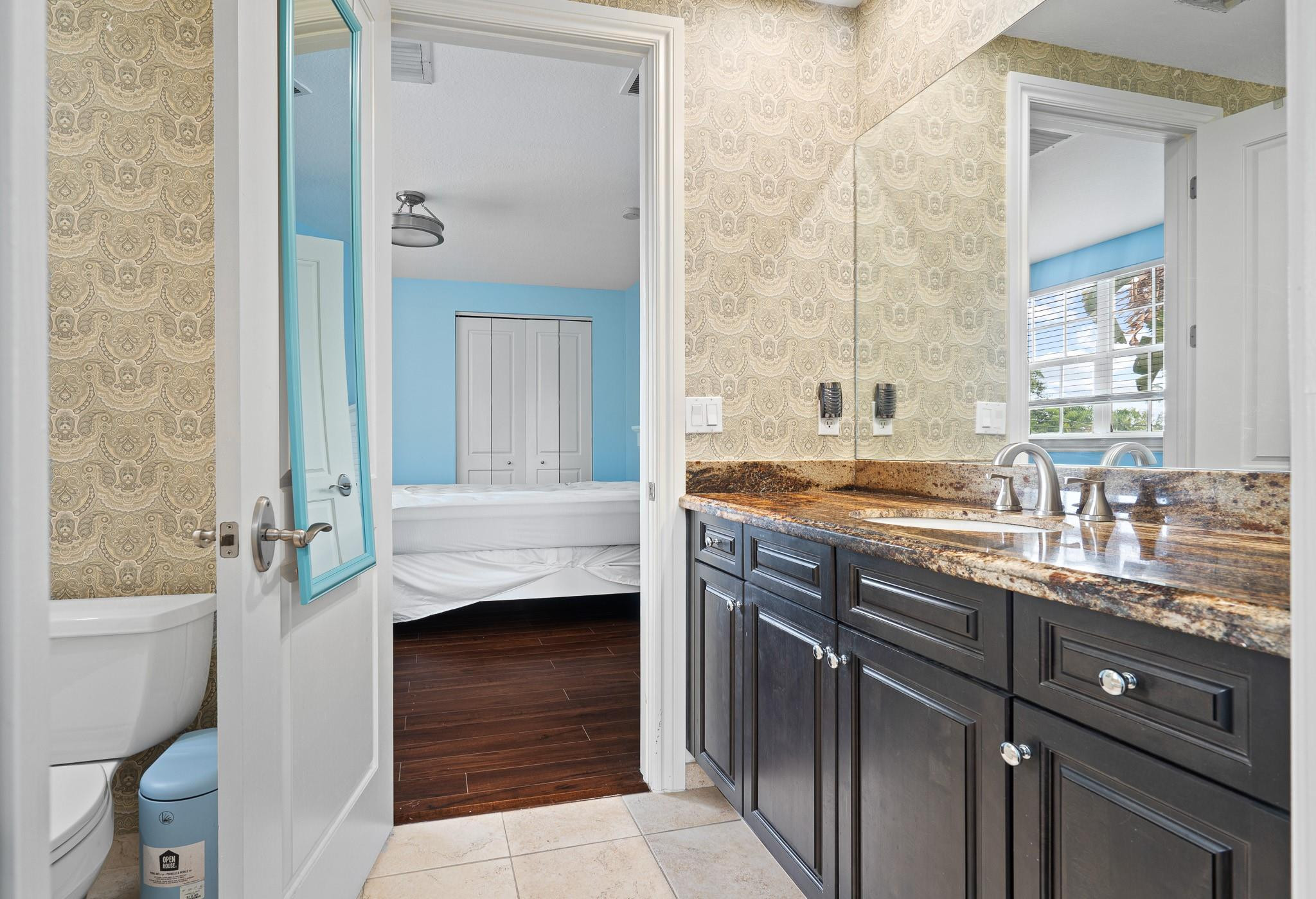 9 Lakeridge - Residential