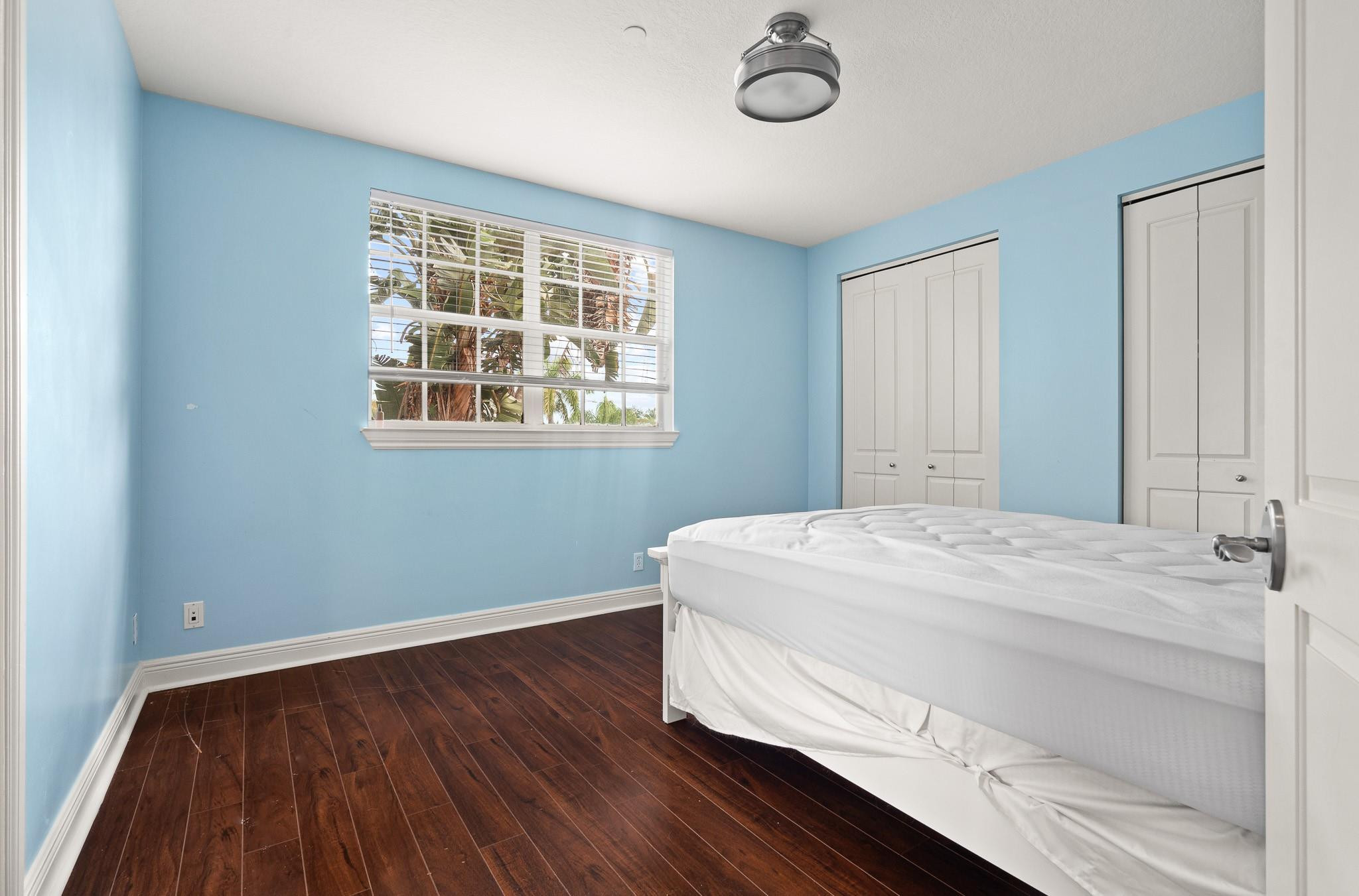 9 Lakeridge - Residential