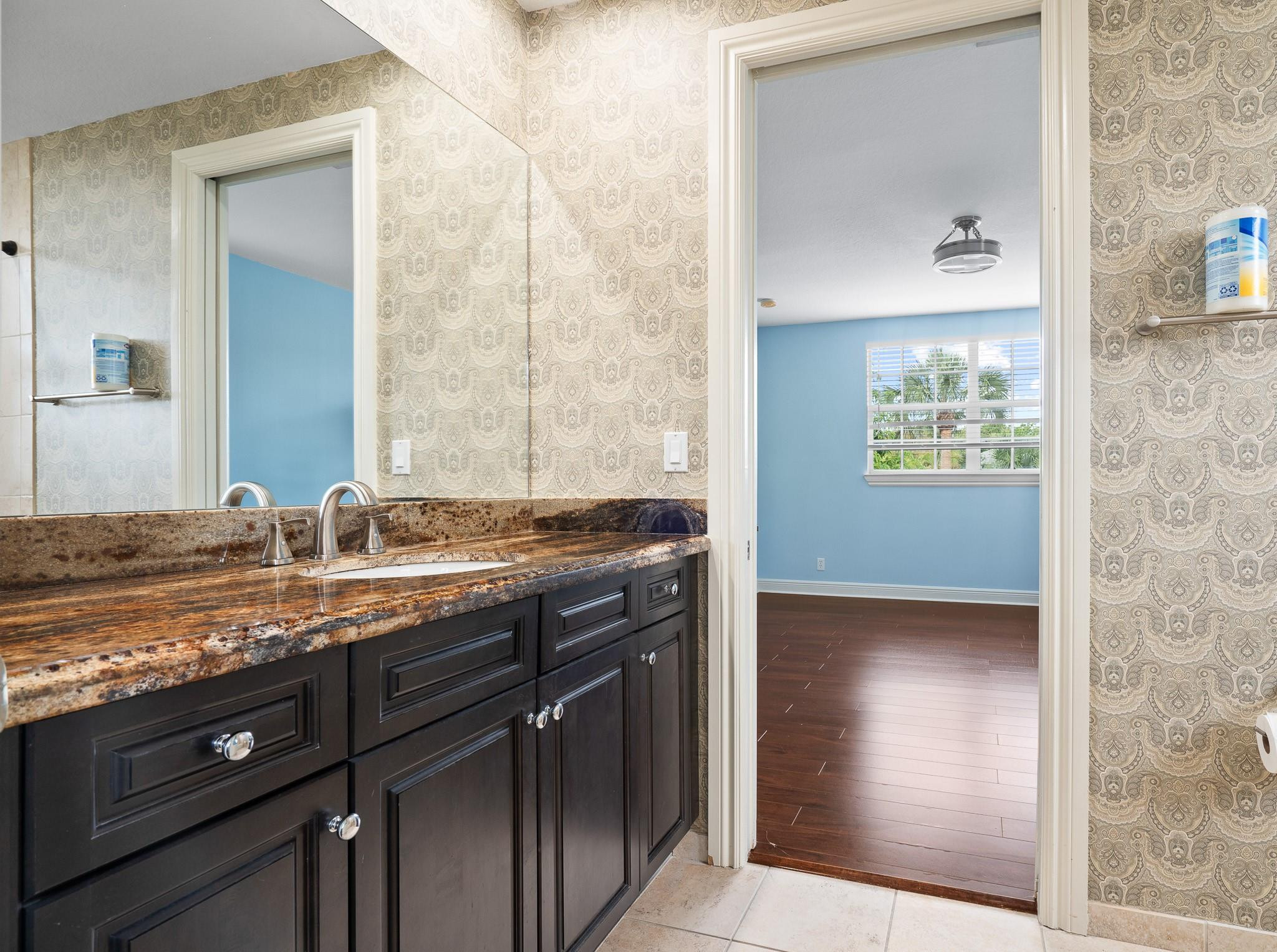 9 Lakeridge - Residential