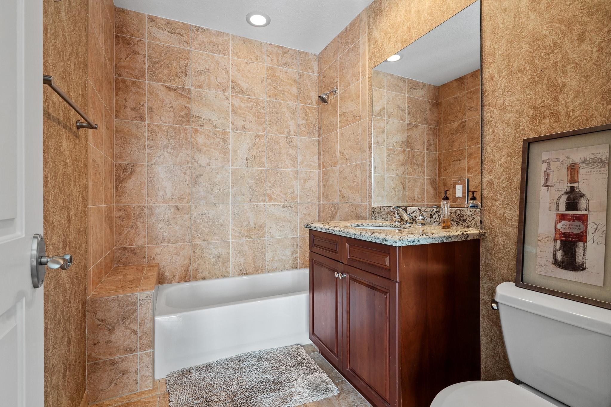 9 Lakeridge - Residential