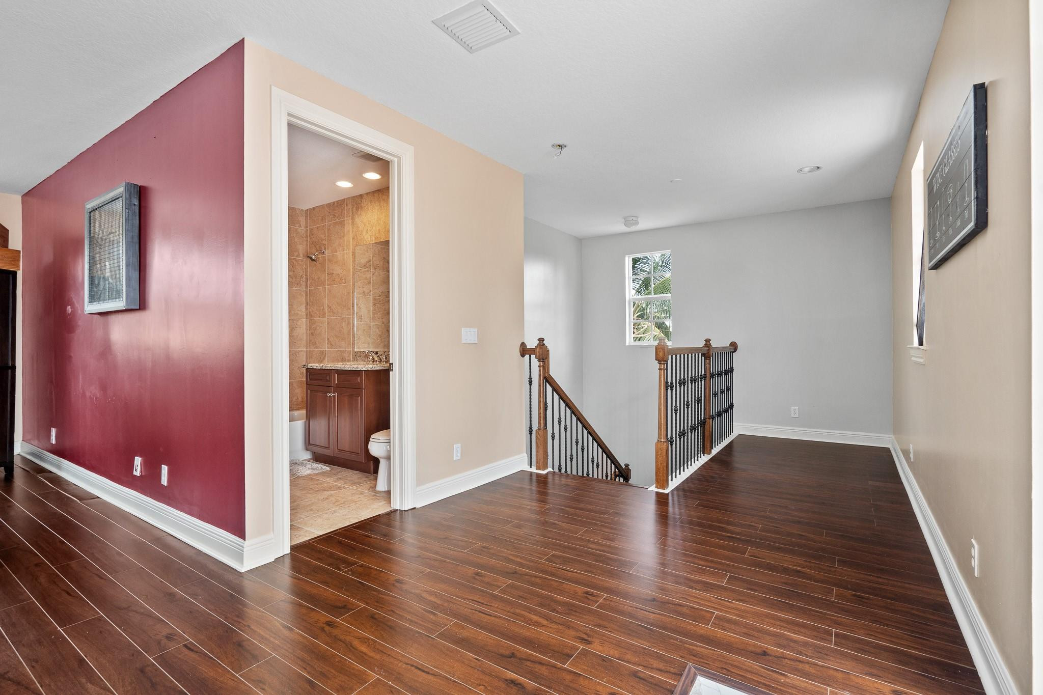 9 Lakeridge - Residential