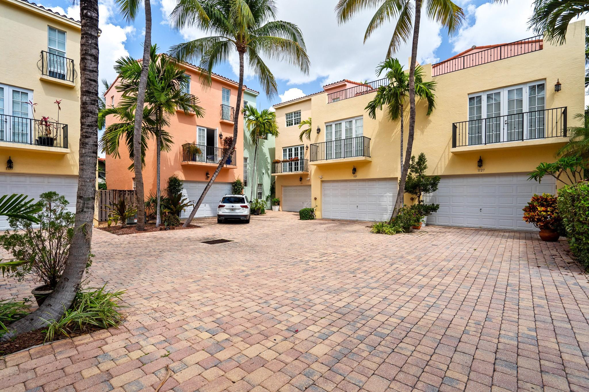 9 Lakeridge - Residential